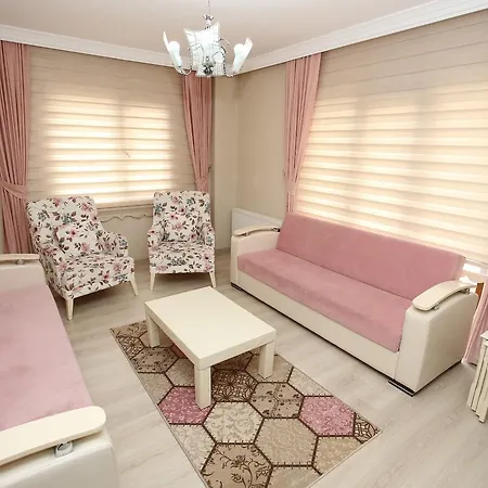 Elmas Apartment